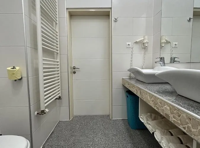 Cozy Center Apartman *